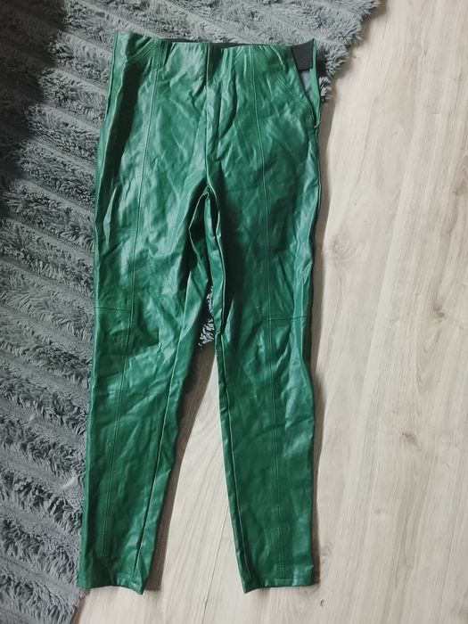 Zielone spodnie skóra Strafivarius
