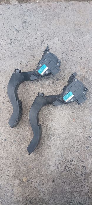 Педаль газу Audi a6 c5