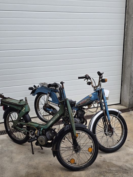 Duas Mobiletes para venda