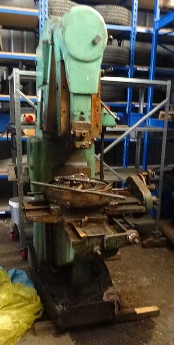 Dłutownica pionowa DAA-16