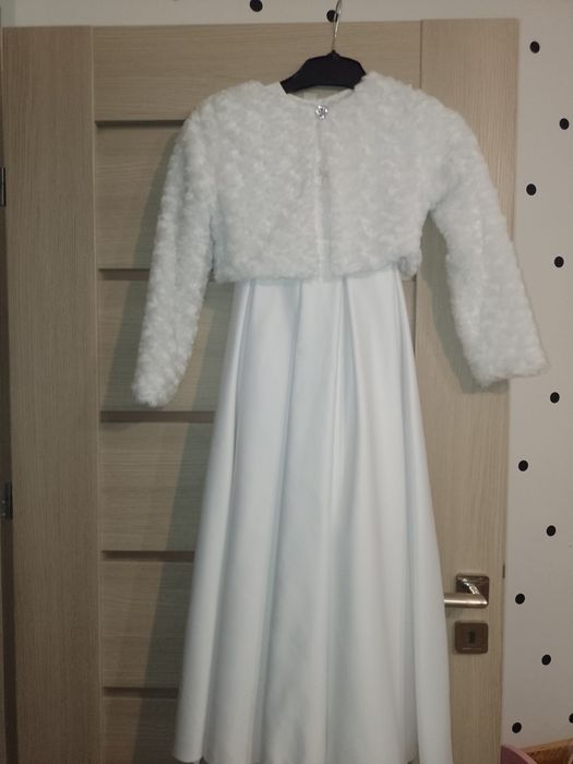 Sukienka komunijna dla szczupłej dziewczynki