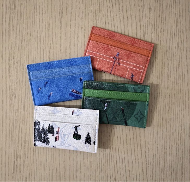 ‼️ LOUIS VUITTON CARD HOLDER ‼️  Продам картхолдер Louis Vuitton.