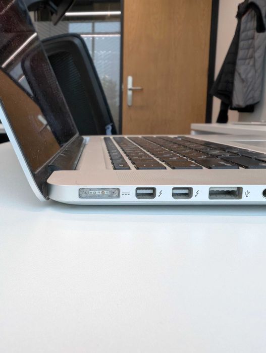 Macbook Pro (2014) 15" | 16 Gb | 256 Gb
