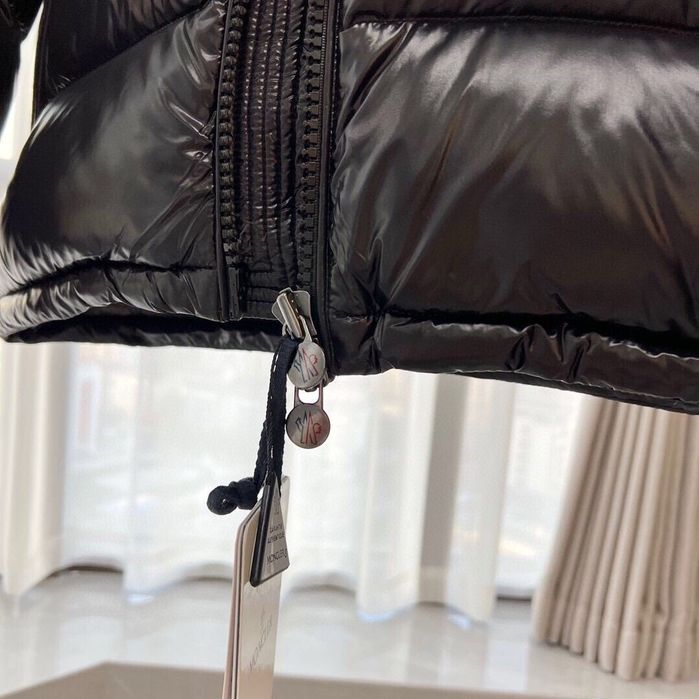 Куртка пуховик moncler монклер ЧИТАТИ ОПИС