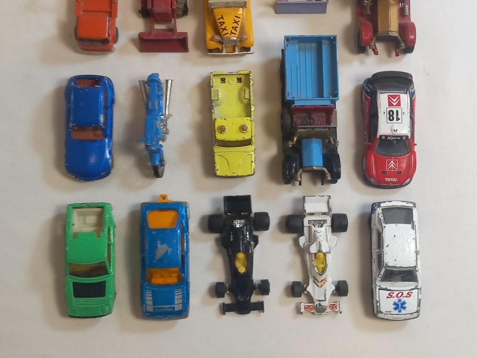 20 Carros Majorette Matchbox Husky Norev gone Days made France England