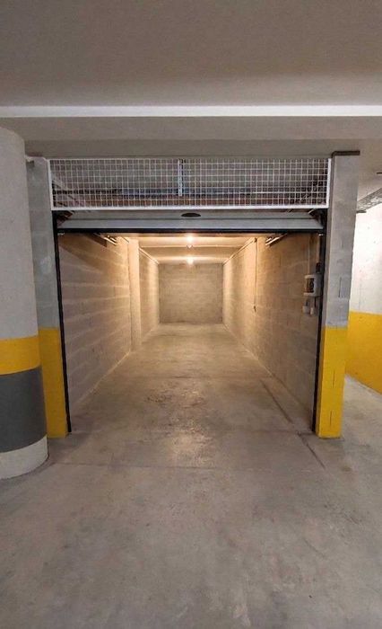Apartamento T1+1 à venda na Rua Aurora Teixeira de Castro, 59