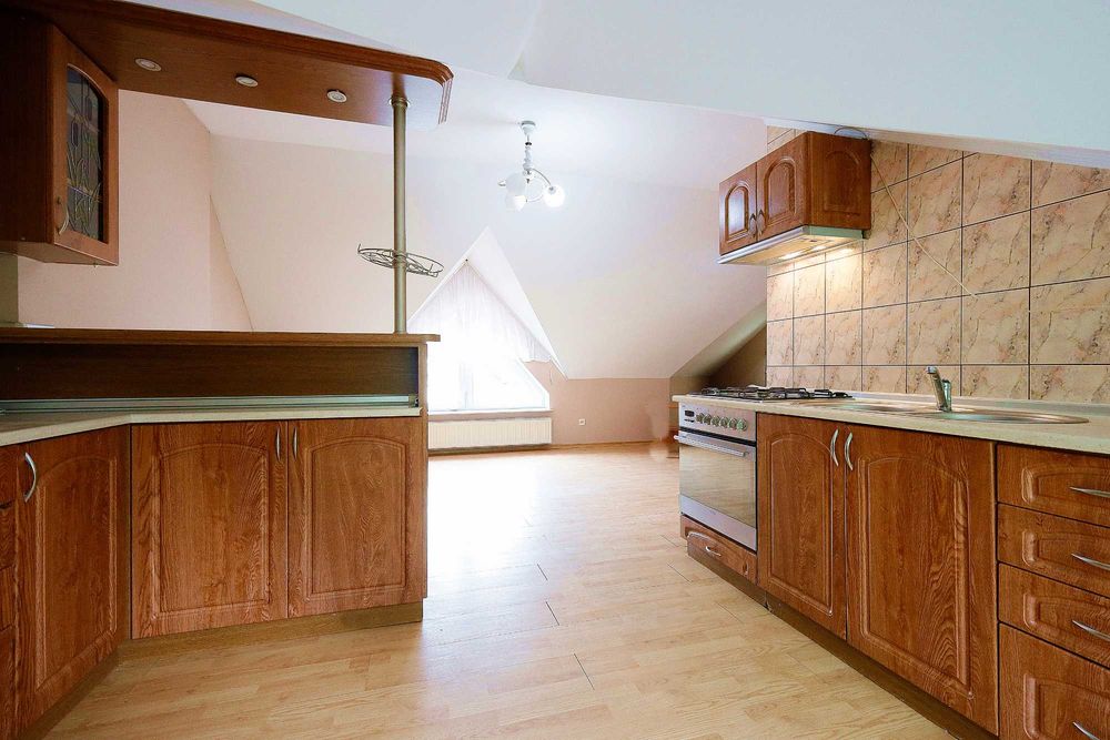 Dom 200m2 z lokalem- nad jeziorem Mazury