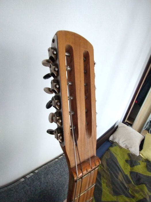 Гітара  акустична