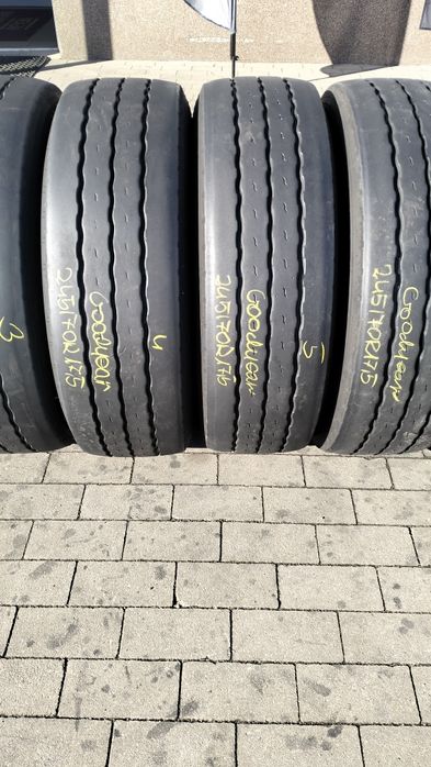 245/70R17.5 Goodyear KMAX T