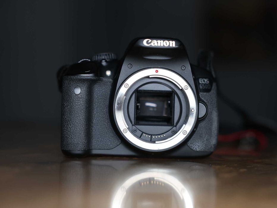Продаю Камеру Canon EOS 650D + Полный пакет
