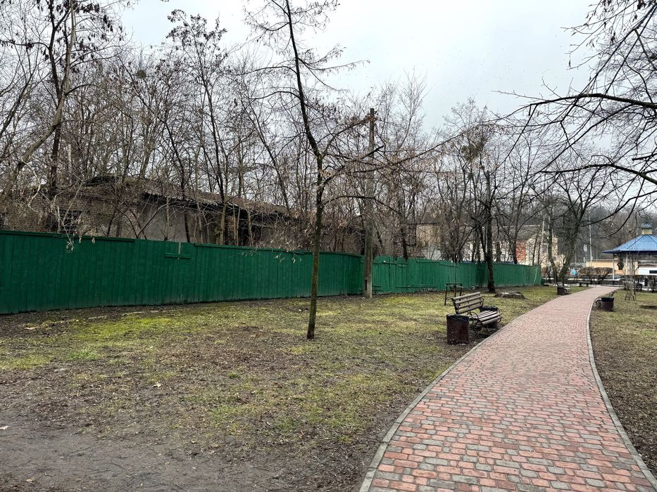 Фасад- 17соток - Столичне шосе, будівля 180м2