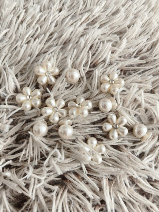 Przypinki damskie crocs pielęgniarka