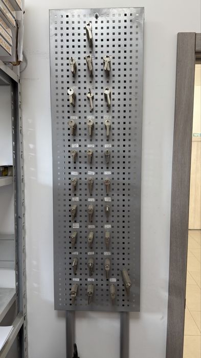 MÁQUINA DUPLICADORA DE CHAVES DUPLAS PORTÁTIL