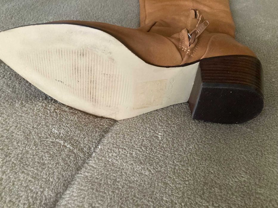 Bota castanha cano alto (por cima do joelho), n 37