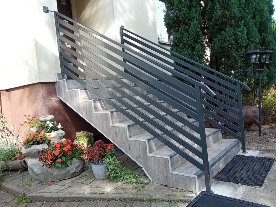 Balustrady ze stali, ocynkowane, nierdzewne, pomalowane proszkowo