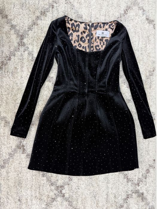 Чорне бархатне платя з камінчиками 38 розмір