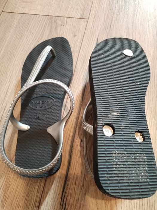 Sandálias havaianas como novas n.º 36
