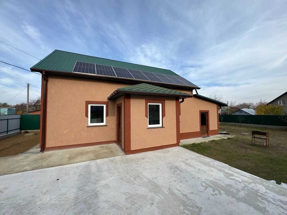 Продам новий будинок з ремонтом 150 м2,СЕС на 5 кВТ, СТ Прилісся без %