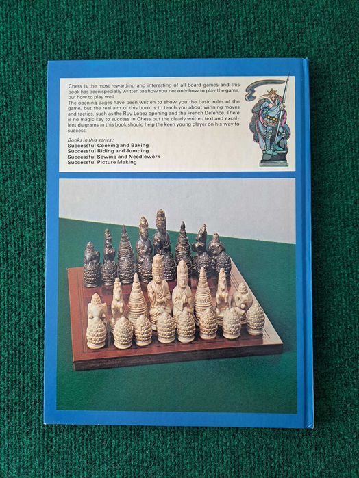 Chess (Xadrez) - Winning Moves and Tactics - Paul Langfield