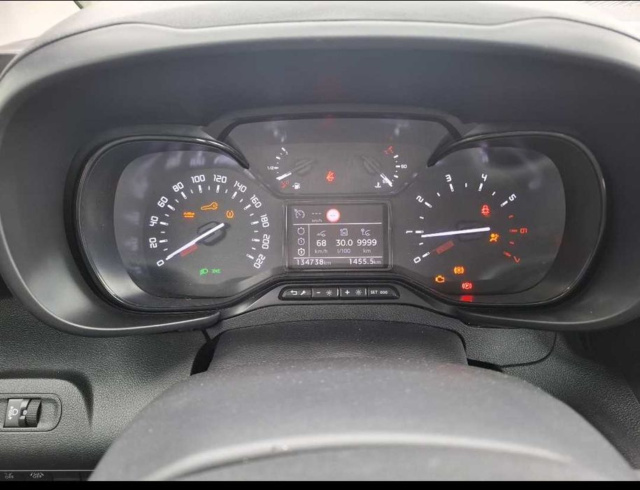 Citroën Berlingo 1.5 BlueHDi 5 Lugares 134 Mil kms Nacional de 2022 COM IVA DEDUTIVEL