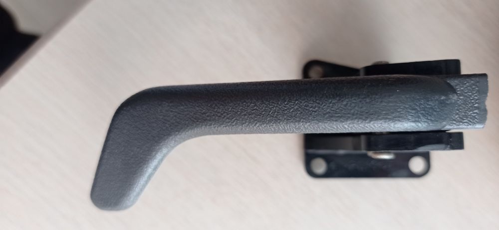 Ручка дверей внутрішня ВАЗ 2110 ліва сторона