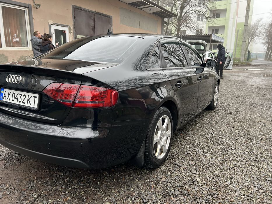 Продам Ауди А4Б8