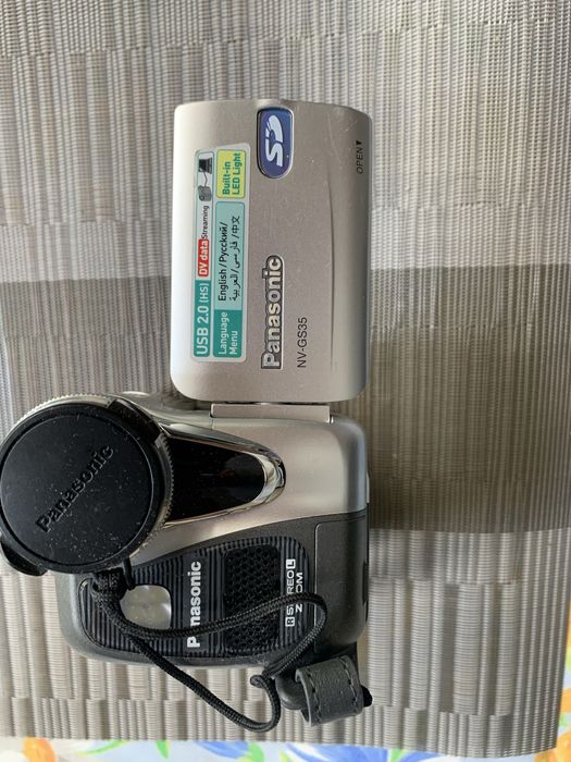 Відеокамера Panasonic NV-GS35