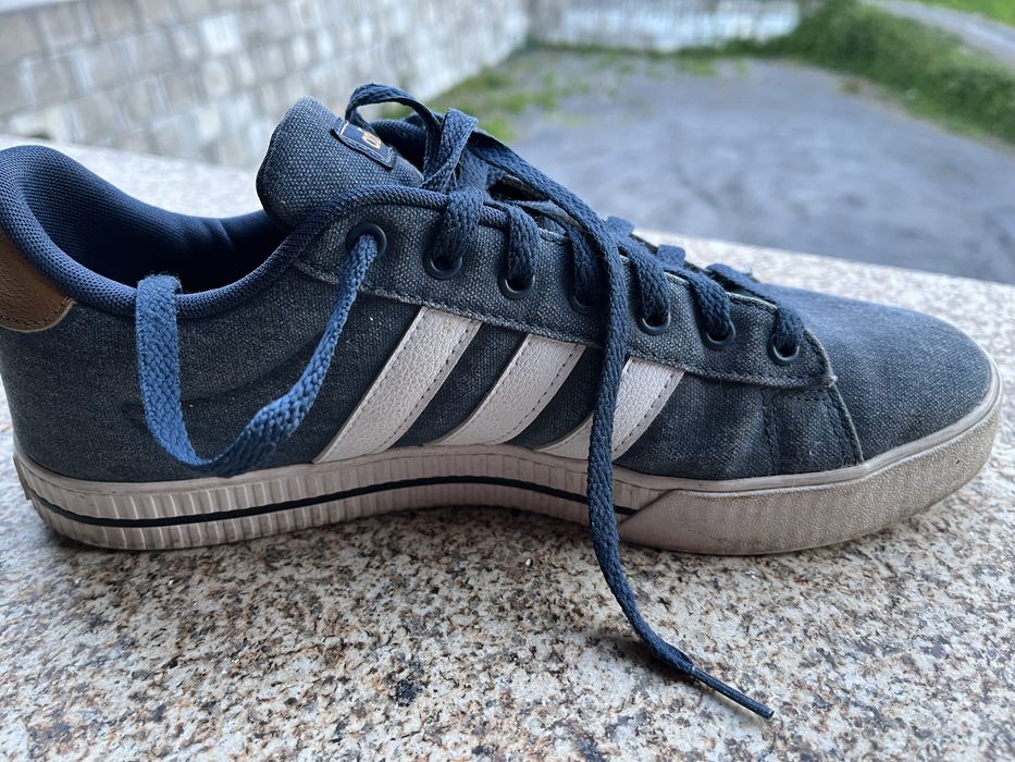 Sapatilhas Adidas  tam. 44.3