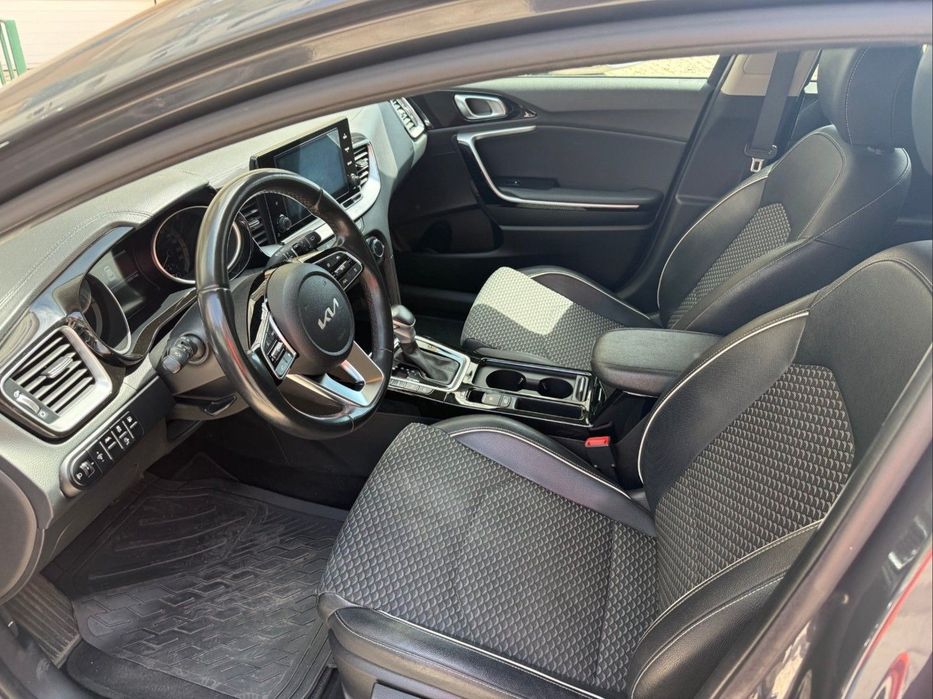 Kia XCeed 1.6 GDi PHEV Drive