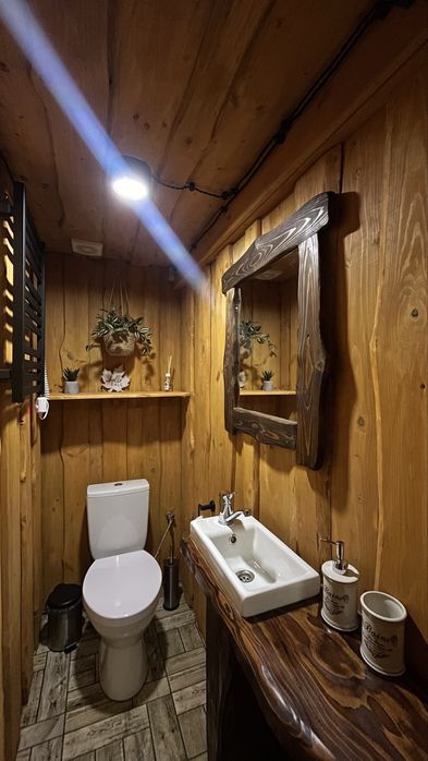 Будинок відпочинку “WOOD HOUSE” з басейном, чаном та баньою!
