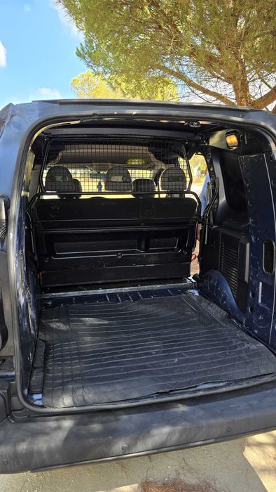 Peugeot Partner 5 lugares versão  longa