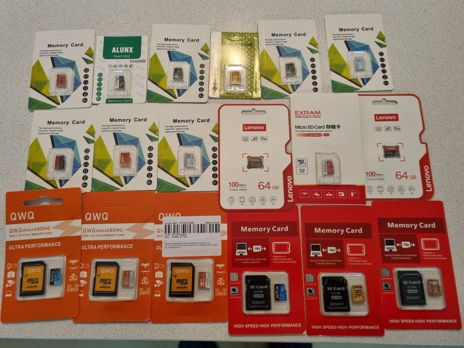 Memory Cards 32/64 GB64585473244418120