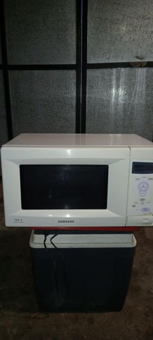 Продам микровалновая печь самсунг