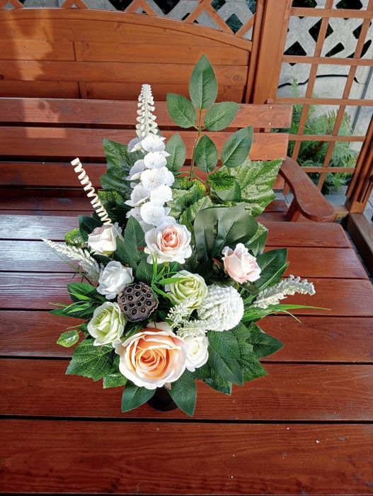 Wiązanka do wazonu na cmentarz