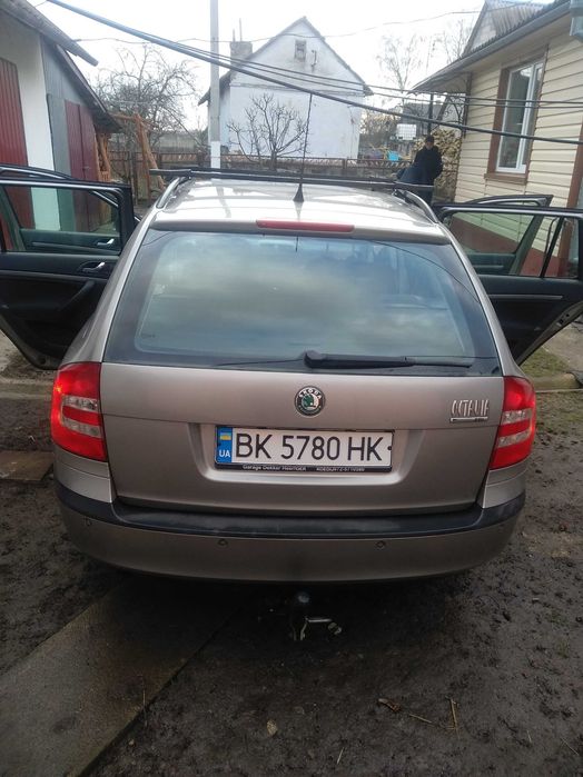 Продам автомобіль Шкода