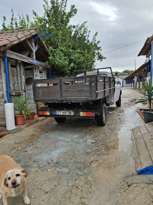 Carrinha de caixa aberta