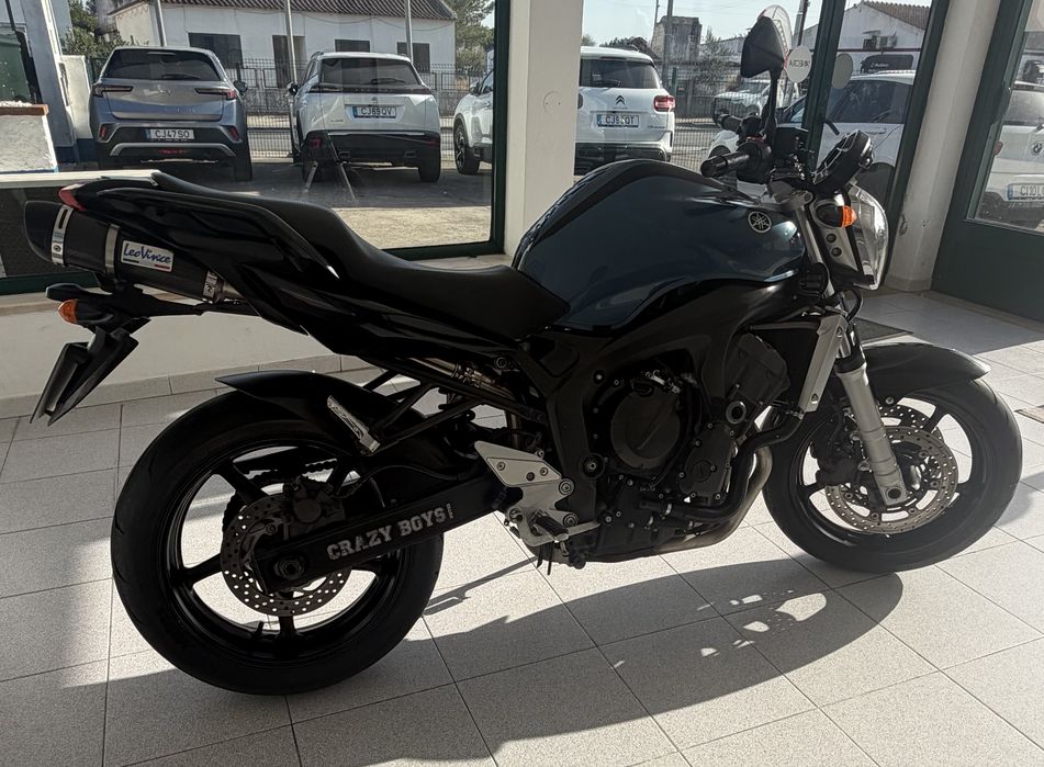 Yamaha FZ6 de 2007 em excelente estado.