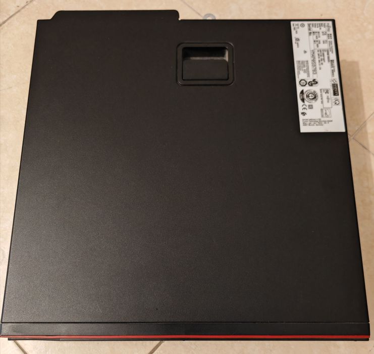 PC Fujitsu - ESPRIMO D538