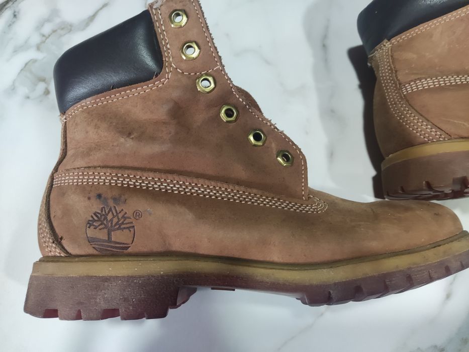 Продам осінні ботинки