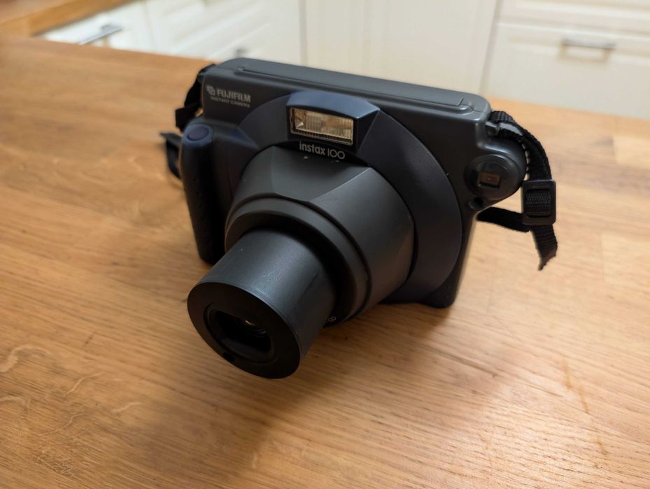 Fujifilm Fuji Instax 100 Instant Film Camera