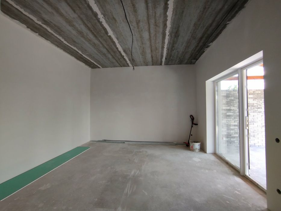 Продам будинок в Зарванцях