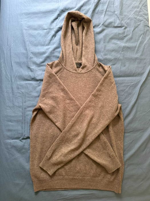 Sweter wełna-kaszmir z kapturem Massimo Dutti