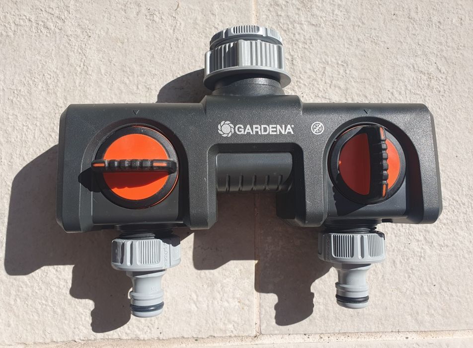 Ligação de duas vias torneira de exterior GARDENA