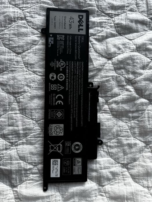 Uszkodzona bateria do laptopa Dell 43Wh GK5KY