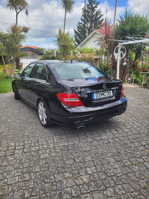 MERCEDES BENZ C250d pack amg