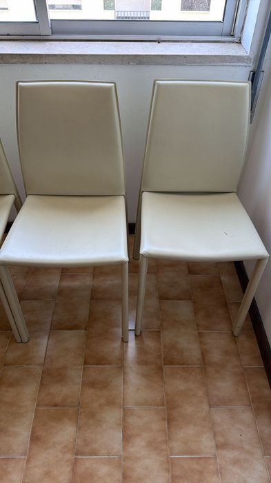 Mesa de jantar extensível madeira c/cadeiras