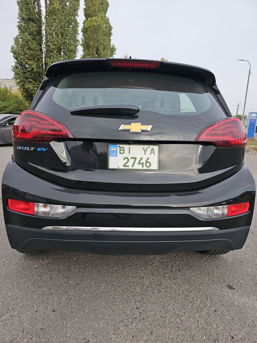 Продам Шевроле болт