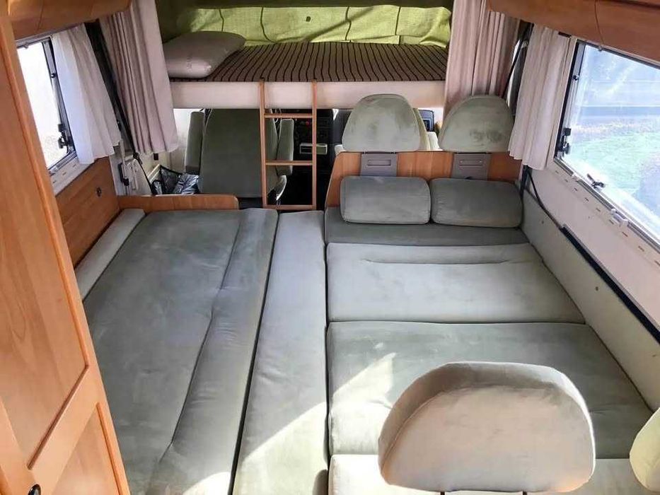 Autocaravana Hymer Integral 2.8 - 6 Lugares Livrete