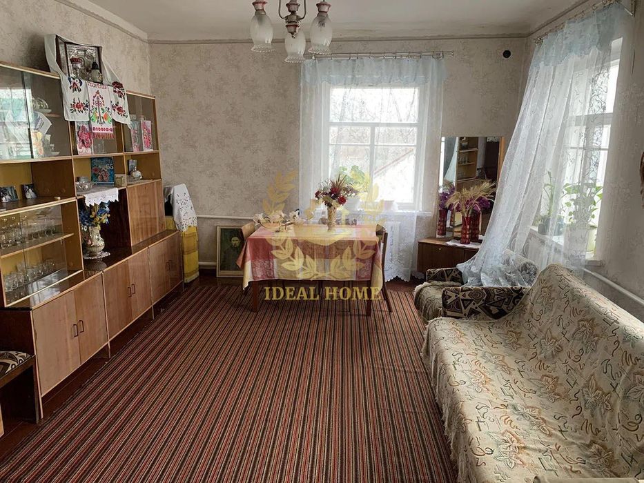 Продаж просторого цегляного будинку 4 кімн., 94 м², с.Кодаки
