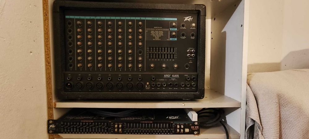 Sistema PA Peavey Completo – XRD 680S + EQ 215 + 2 Colunas XT Series